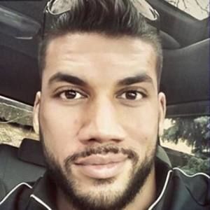 Meet your Posher, Ethan